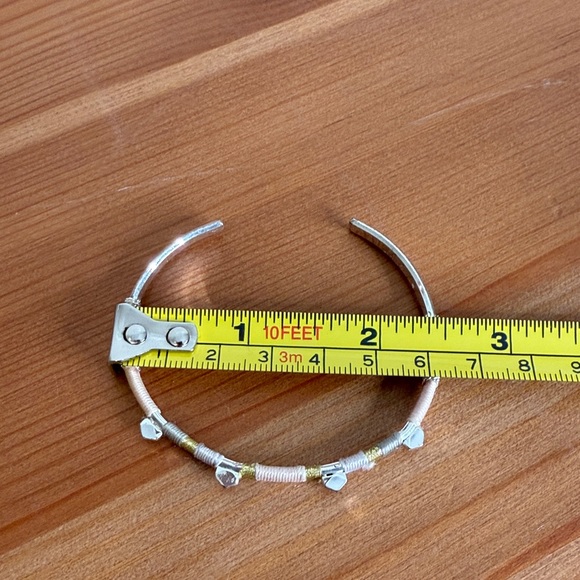 💫 2/$20 - Stella and dot color block silver with thread detail - Picture 6 of 7